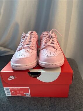 Nike Dunk Low READ ABOUT SIZING IN DESCRIPTION